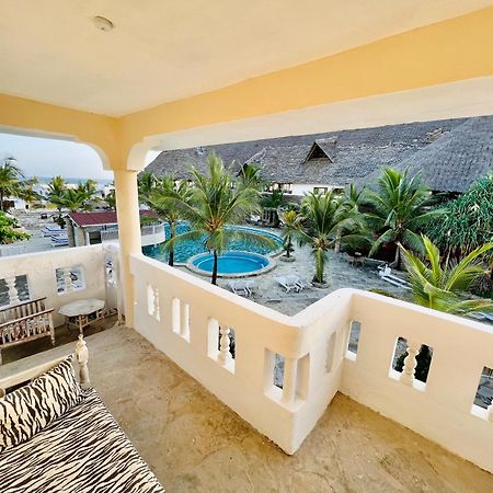 Jacaranda Beach Resort Watamu Eksteriør billede