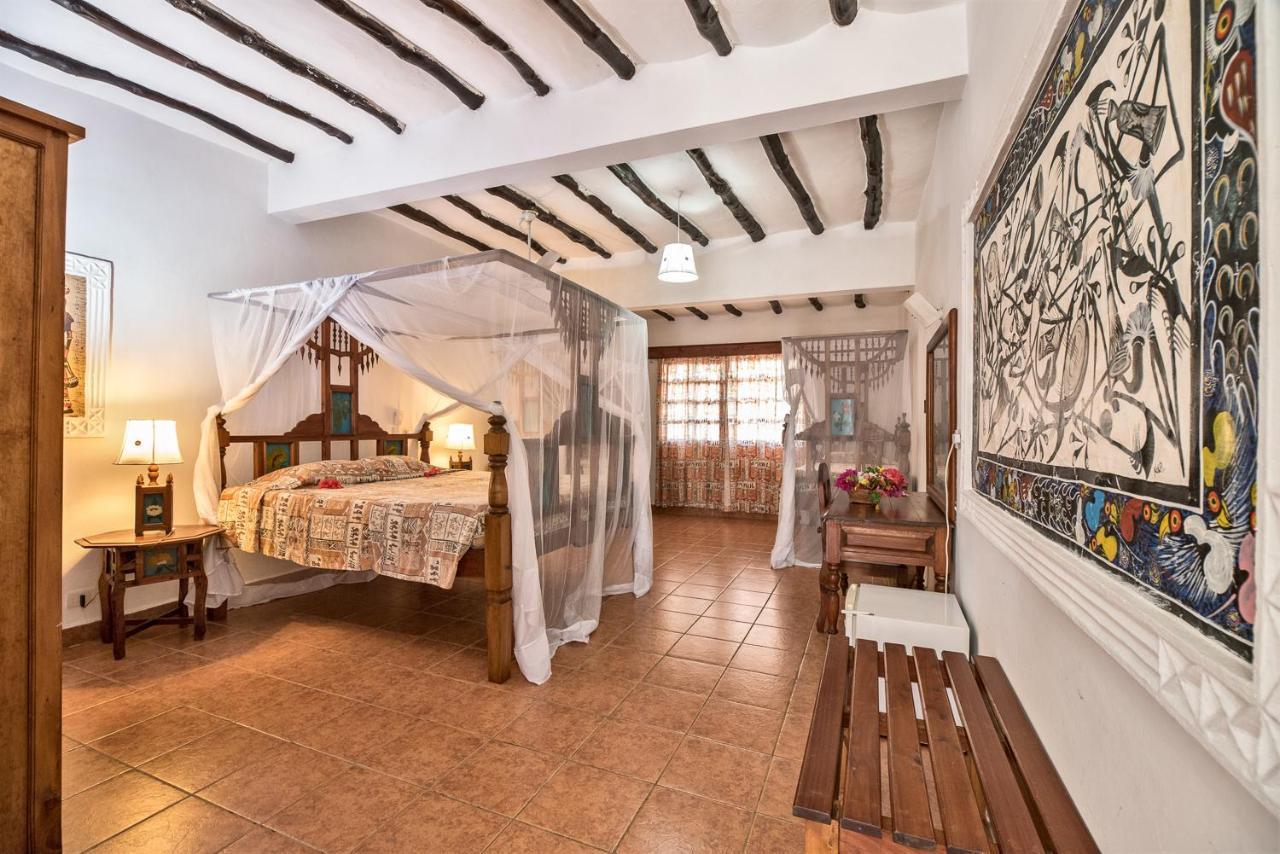 Jacaranda Beach Resort Watamu Eksteriør billede