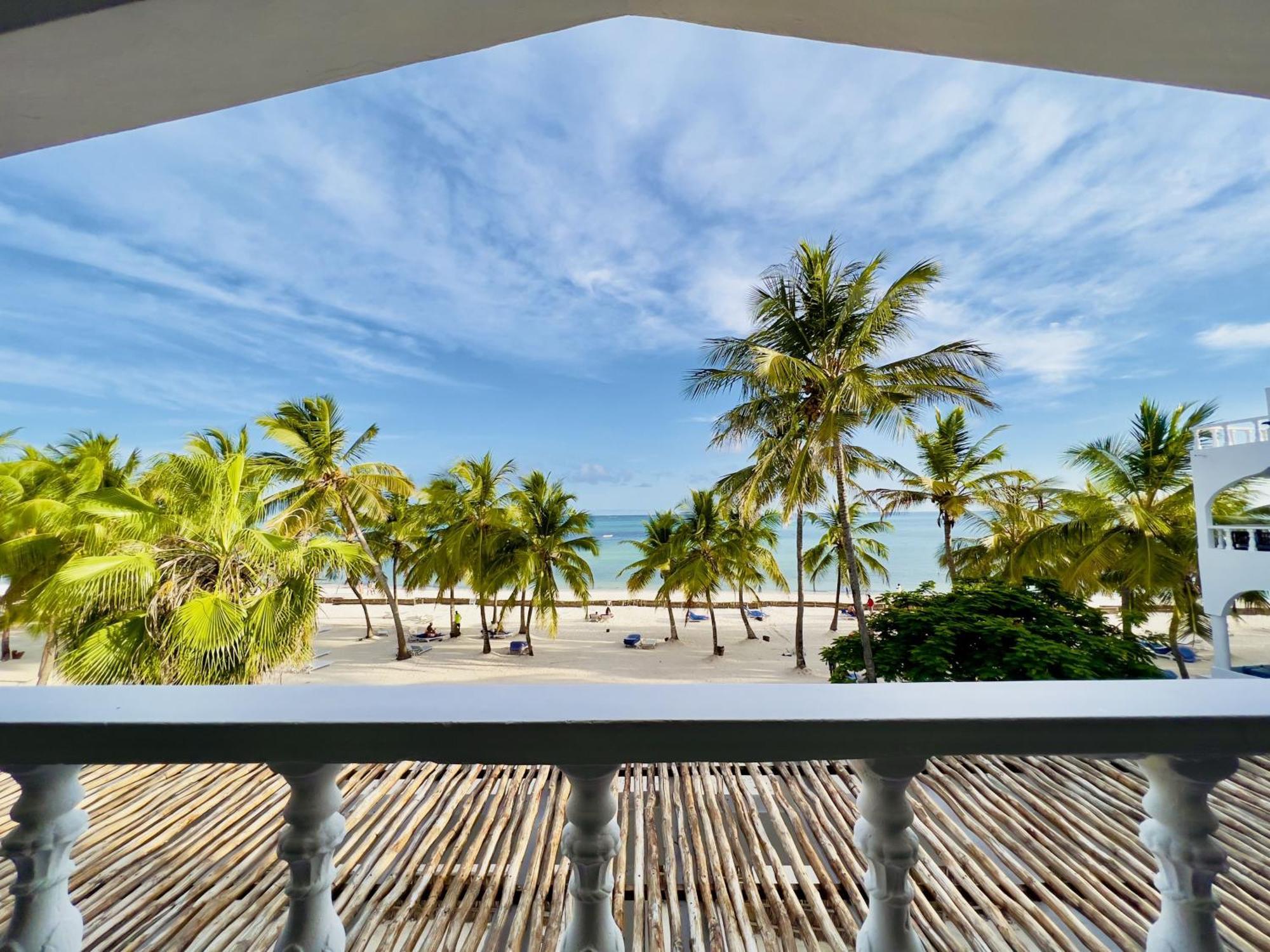 Jacaranda Beach Resort Watamu Eksteriør billede