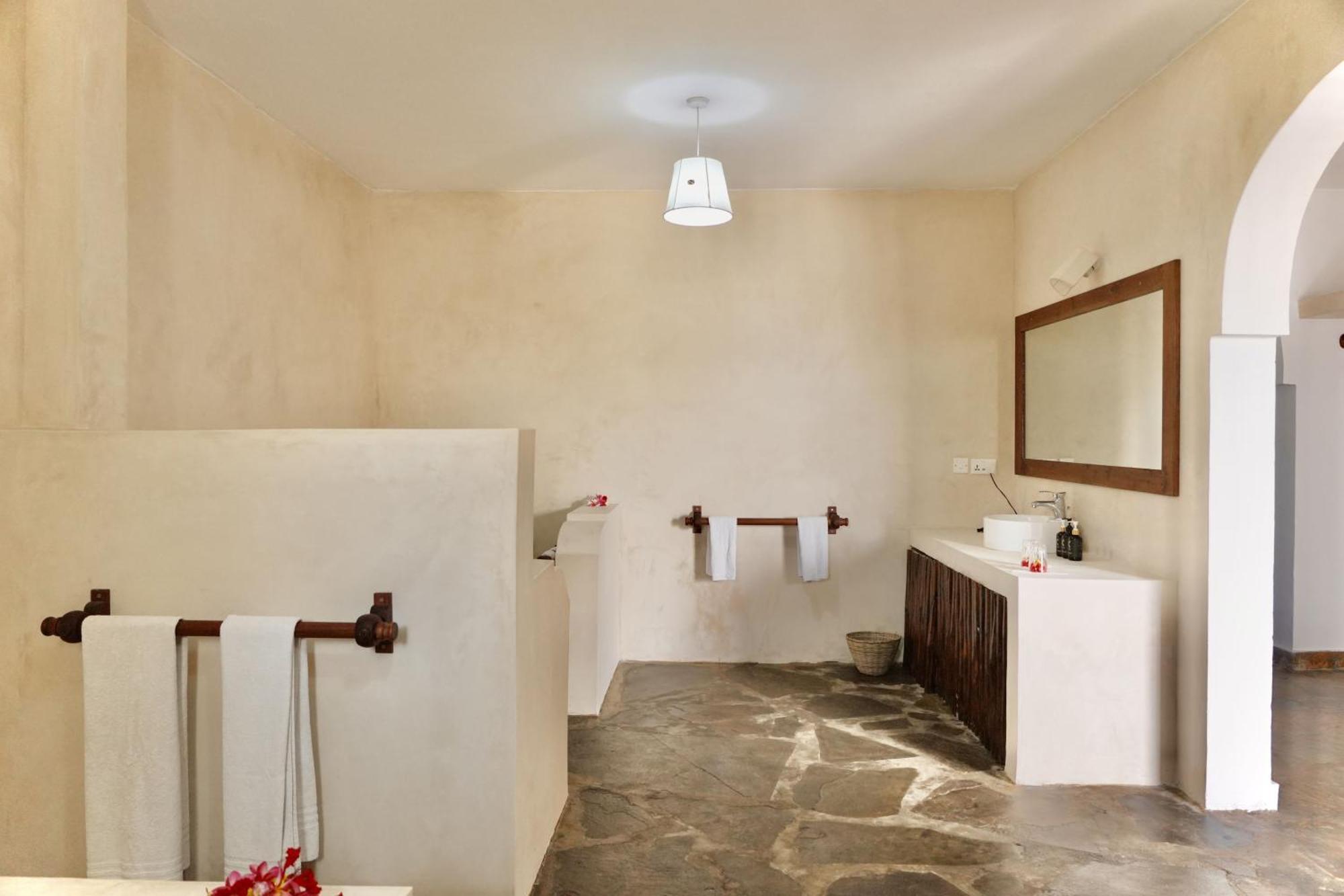 Jacaranda Beach Resort Watamu Eksteriør billede